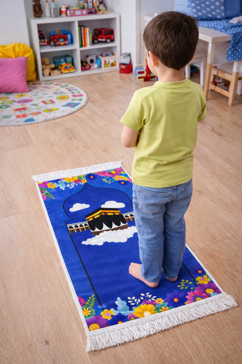 Çocuk Seccadesi Kabe desenli 40×95 cm | Dijital Baskı | Renkli & Eğitici Tasarım