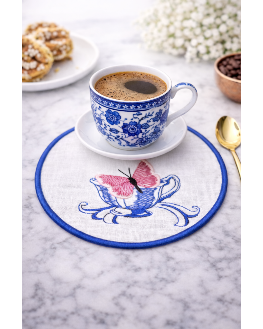 🦋 Kelebek Nakışlı Keten Kahve Yanı Peçetesi – 6’lı Set